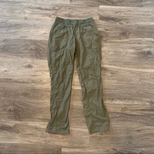 The North Face Aphrodite Pants 🌲